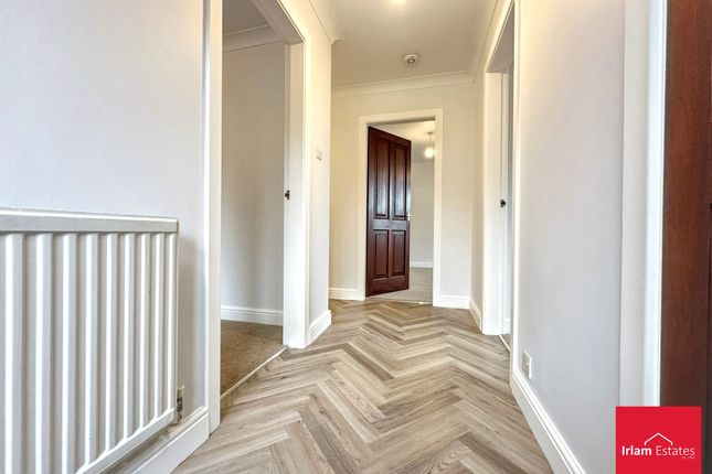 1 Rushmoor Close, Manchester photo 2