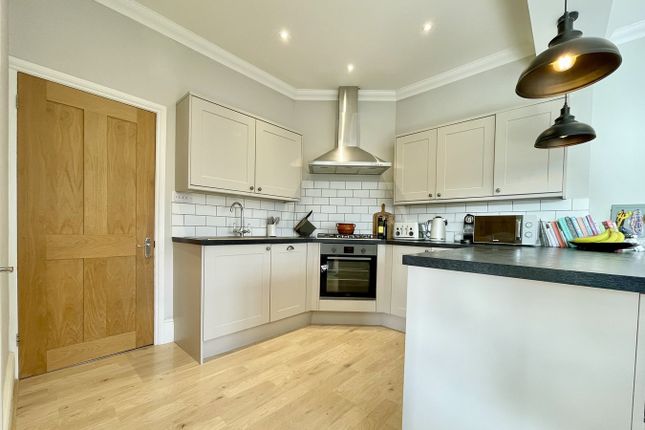 Flat for sale in Queens Park Gardens, Bournemouth