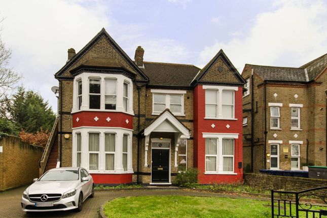 Maisonette to rent in Leopold Road, Ealing Common, London