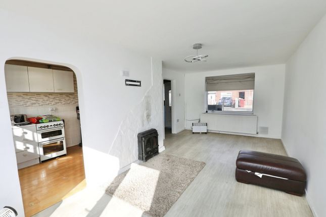 47, Fisher Avenue, Prescot photo 2