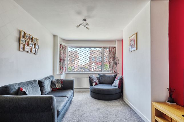 37, Kelmscott Lane, Leeds photo 4