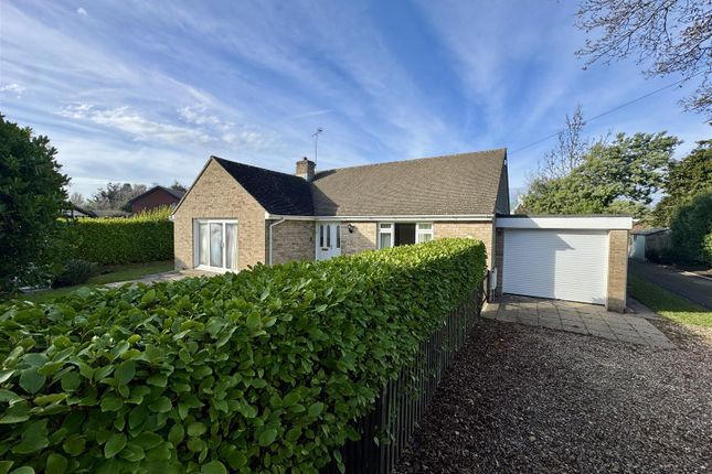 The Orchard Bungalow, Swains Road, Bembridge photo 3