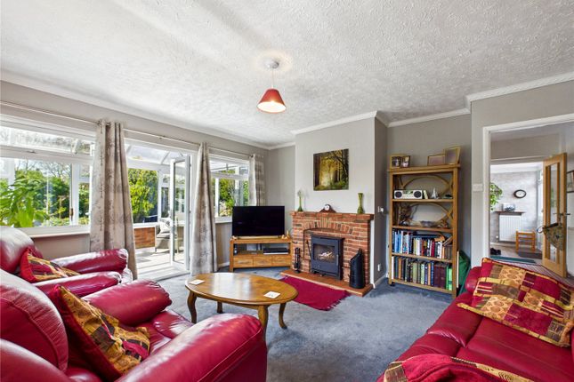 27, Chaplin Road, Colchester photo 2