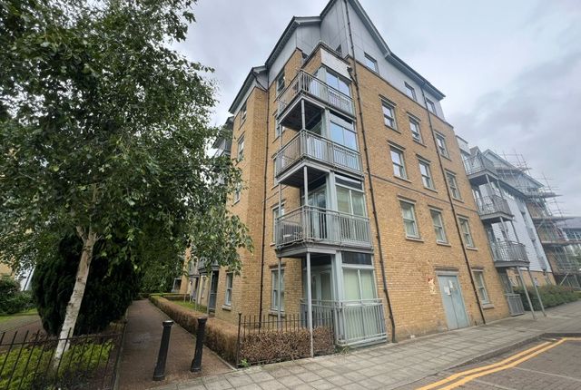 Thumbnail Flat to rent in Bingley Court, Canterbury