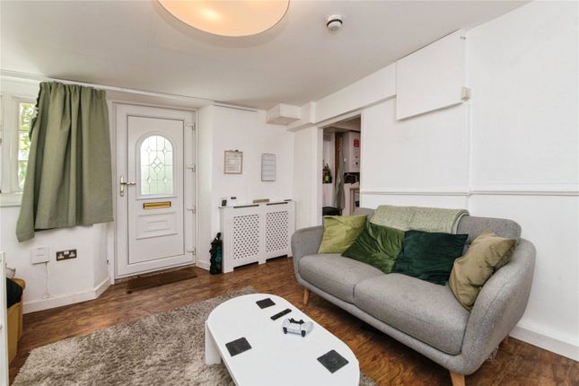 Flat 1, 21, Old Tiverton Road, Devon photo 4