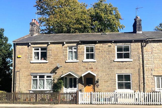 Thumbnail Terraced house for sale in Oatlands Drive, Harrogate