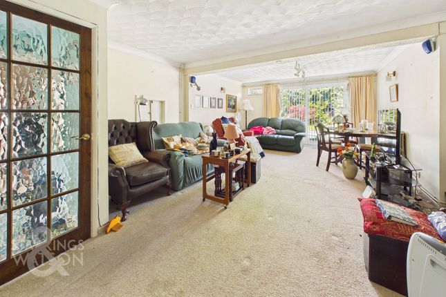 10 Hendon Close, Norwich photo 2