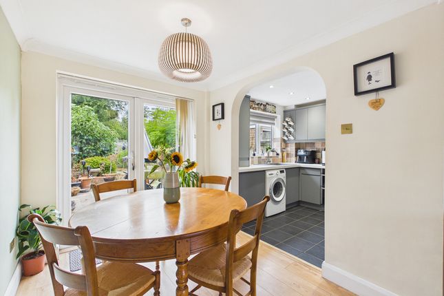 37, Elstree Road, Hemel Hempstead photo 4