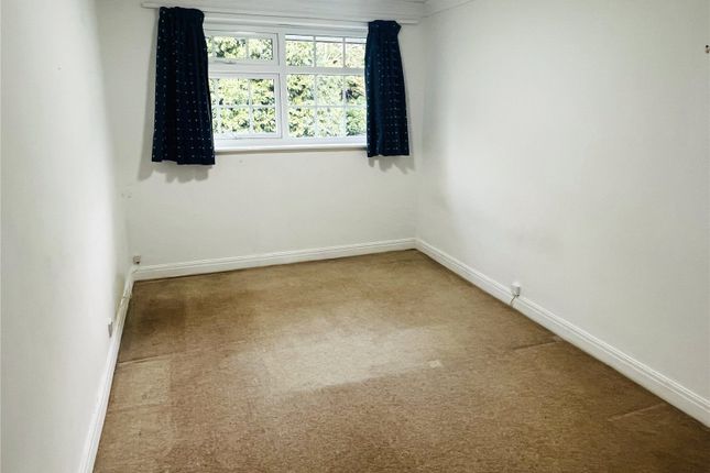 Flat for sale in Pine Court, Warren Close, Bramhall, Stockport, Greater Manchester