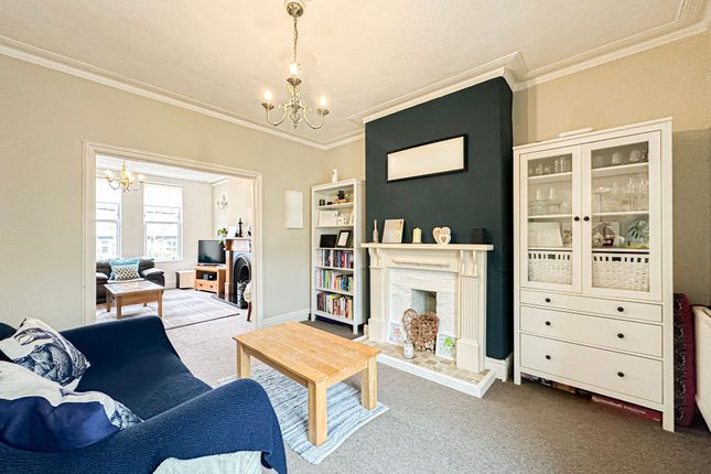 14 Dale Avenue, Wirral photo 3