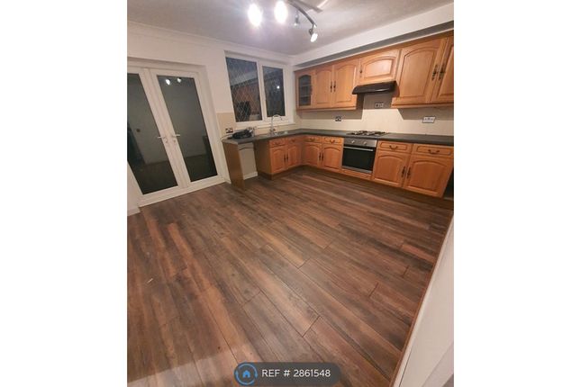 Bank End Avenue, Worsbrough, Barnsley photo 2