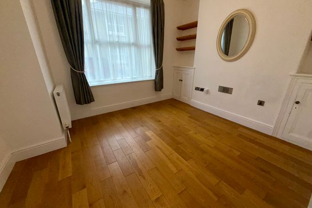 Flat 1, 40, Portland Road, Aberystwyth photo 4
