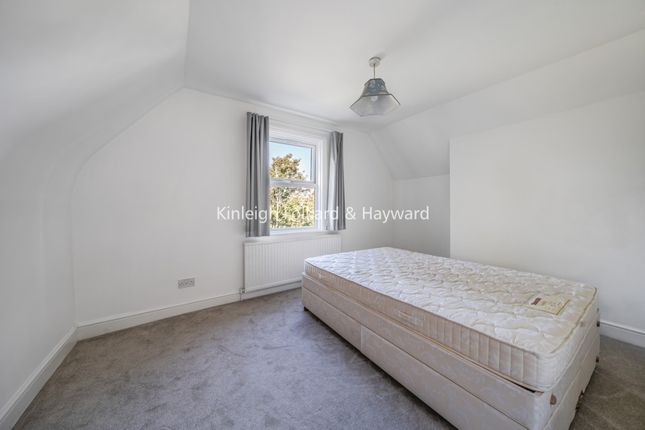 697C, Finchley Road, London photo 3