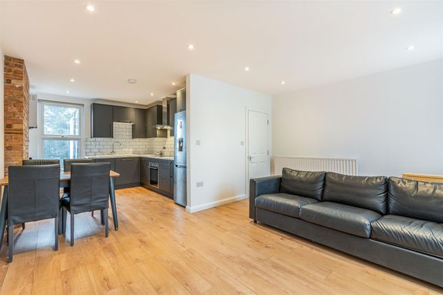 Liv /Kitchen Space