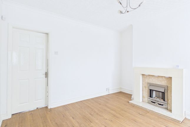 32, Chadwick Road, St Helens photo 2
