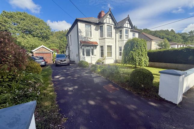 3-bed house on Cedars, Carmarthen Road, Llanybydder, £239,950