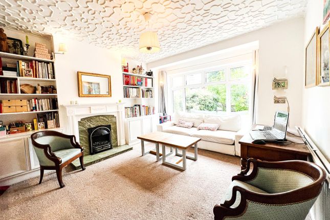 Property to rent in Salcombe Road, London