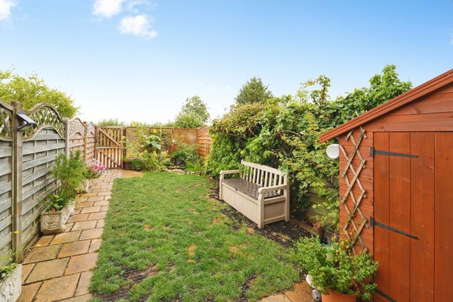 4 Springhill Court,, Sandhurst Lane, Gloucestershire photo 2
