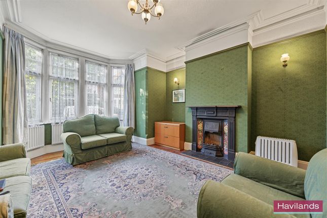 Grovelands Road, N13 photo 3