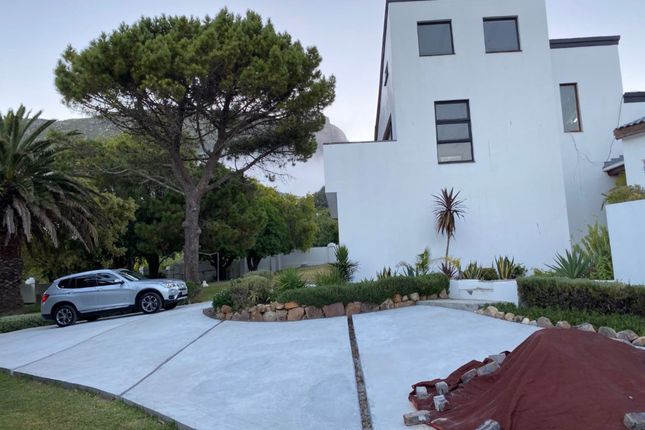 Detached house for sale in Helgarda Estate, Hout Bay, South Africa