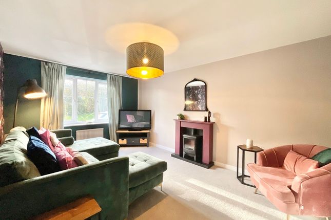 24 Hughes Drive, Stone photo 3