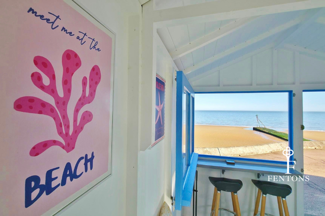184A, Front Row, Southcliff Promenade, Walton-on-the-Naze photo 4