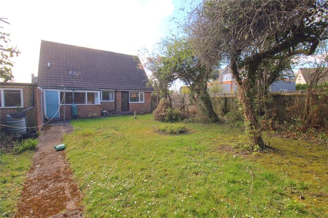 50, Sycamore Grove, Wiltshire photo 2