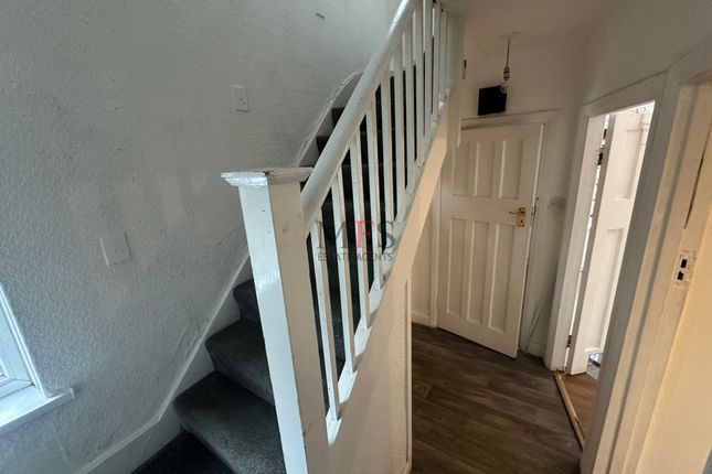 1, Southall Lane, Hounslow photo 3