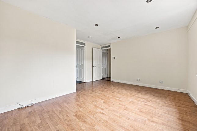 29, Haystack Place, Lenzie photo 4