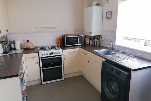 8 Beatrice Terrace, Victoria Road, Newport photo 3