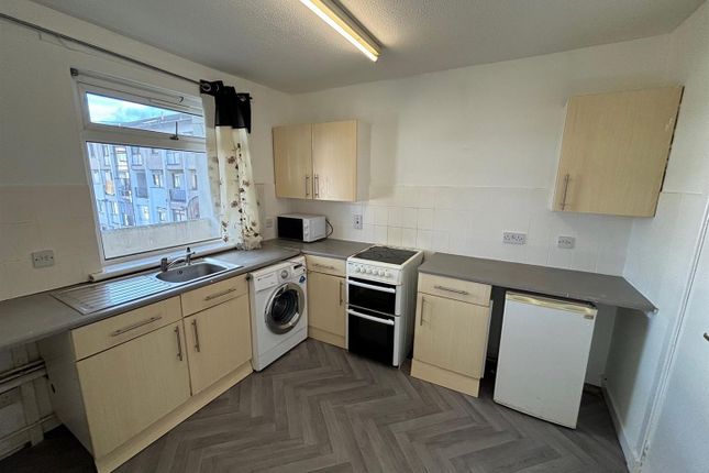 12, Stobo Street, Wishaw photo 2