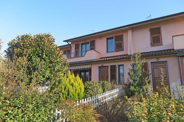 Semi-detached house for sale in Massa-Carrara, Villafranca In Lunigiana, Italy