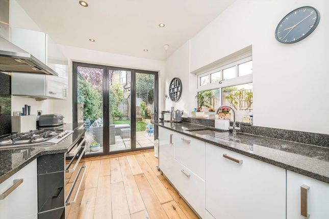 42, Beaconsfield Road, Surbiton photo 3
