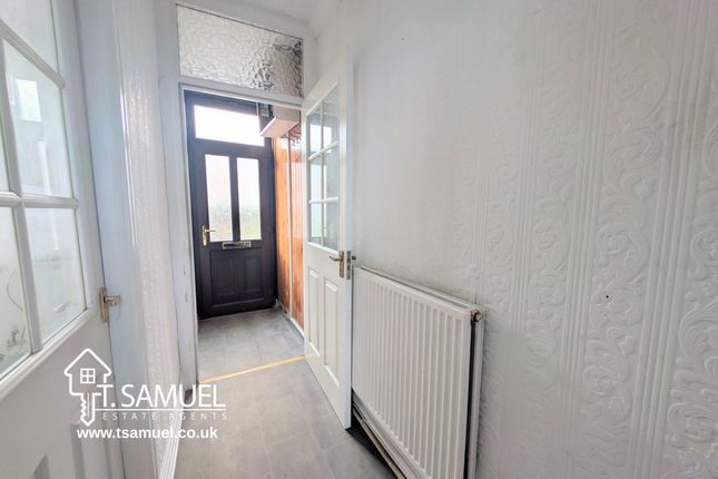 1 Caemaen Street, Mountain Ash photo 2