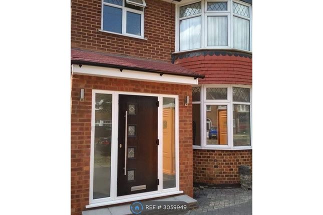 Greystoke Avenue, Pinner photo 5