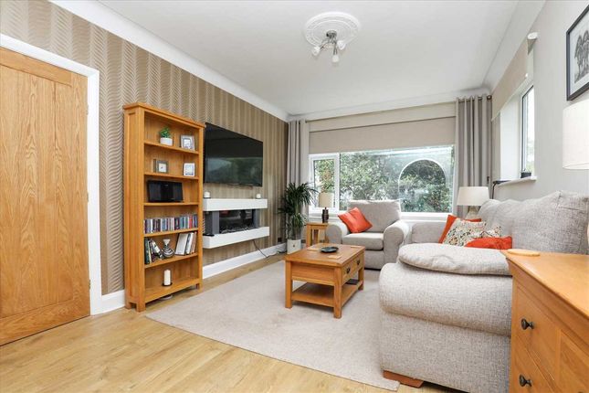 8, Crompton Court, Liverpool photo 4