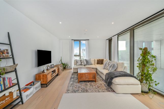 113, Commodore House, 8, Admiralty Avenue, London photo 2