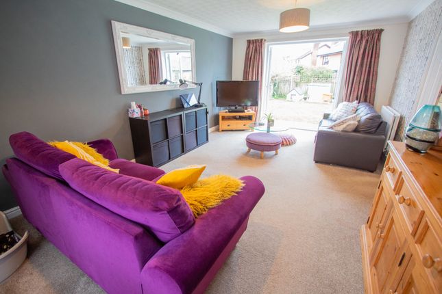 4 Lark Rise, Newton Poppleford, Sidmouth photo 3