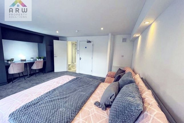 Room to rent in Room 1, 27 Seymour Terrace, Seymour Street, Liverpool, Merseyside