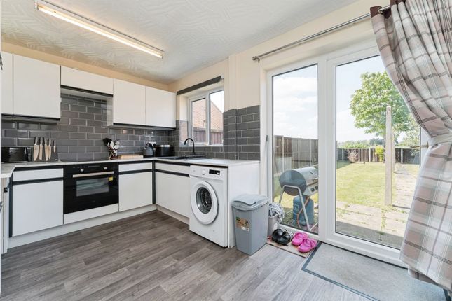 66, Isle Bridge Road, Wisbech photo 2
