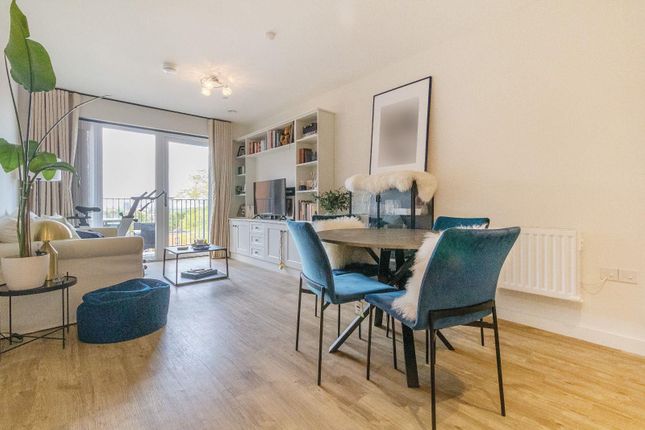 Flat 27, Erato Court, 42 Curton Close, Edgware photo 2