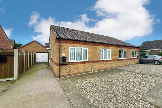 2-bed house on 20, Thurne Rise, Great Yarmouth, £240,000