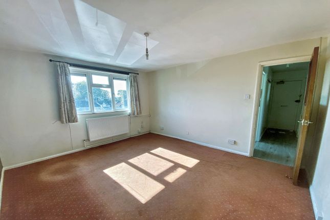 Flat 12, Chippenham photo 2