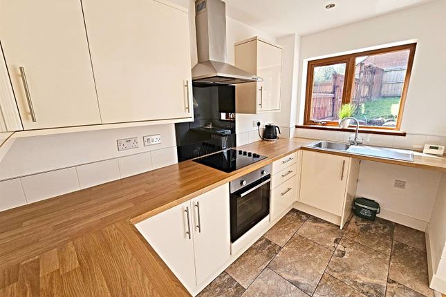 12, Llys Coed, Pontypridd photo 4
