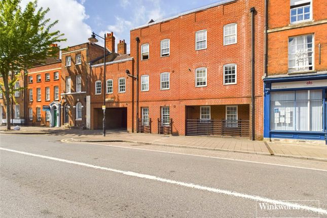 Thumbnail Flat to rent in Home Court, 96 London Street, Reading