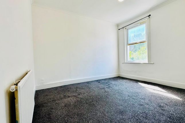 106, Humberstone Road, Plaistow photo 3
