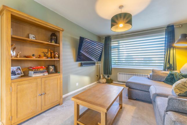 22 Mayfield Drive, Kendal photo 3