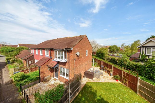 End terrace house for sale in Cranleigh Close, Cheshunt
