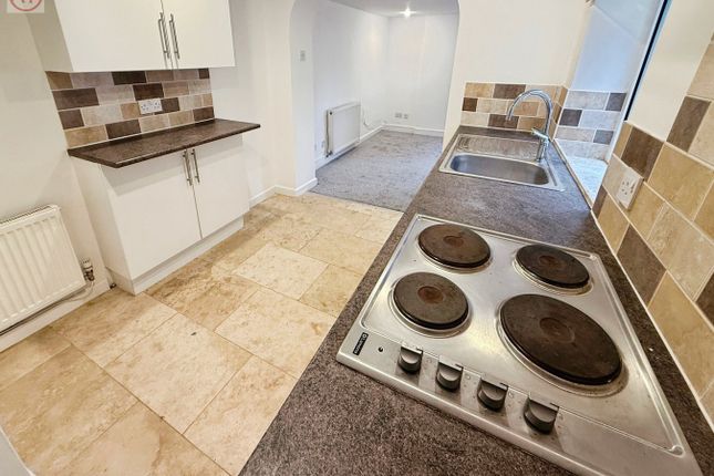 6 George Street, Burnham On Sea, Somerset photo 4