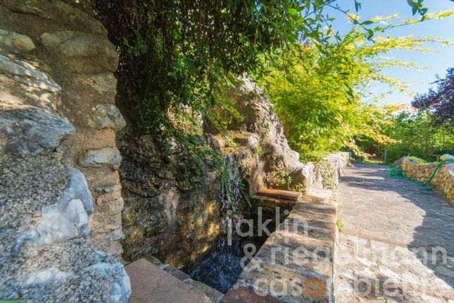 Country house for sale in Italy, Umbria, Perugia, Trevi